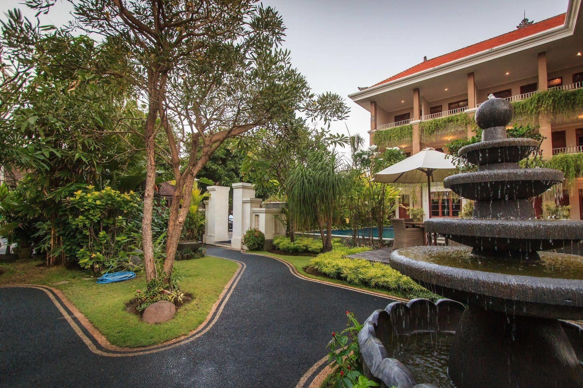 Anyar Wisma tamu 2*